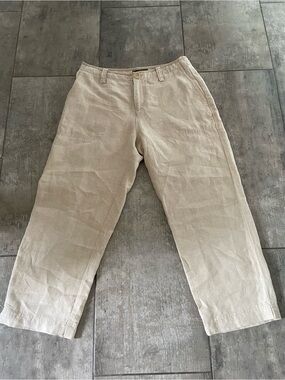 Eddie Bauer Women’s Light Beige Cropped Linen pants